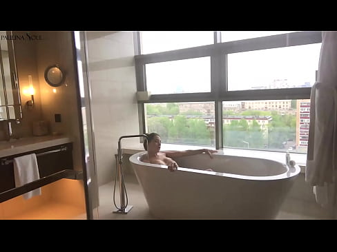 ❤️ Gagică imensă care își masturbează cu pasiune păsărica în baie ❤  at ro.xxx-wow-net.ru ❌